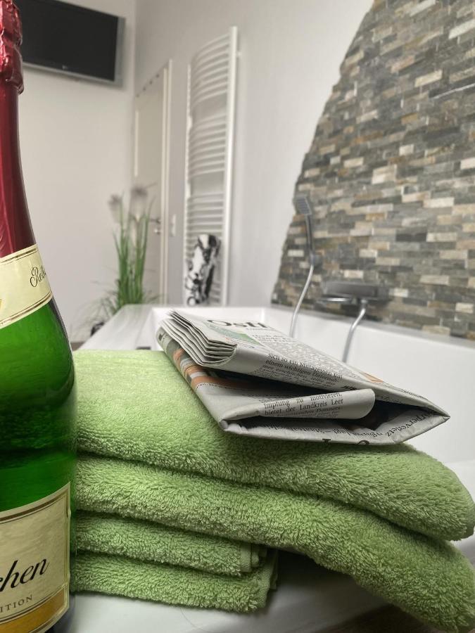 Ferienwohnung Ankerplatz 엠덴 외부 사진